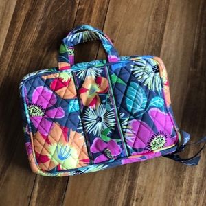 Vera Bradley Hanging Travel Organizer-Jazzy Blooms